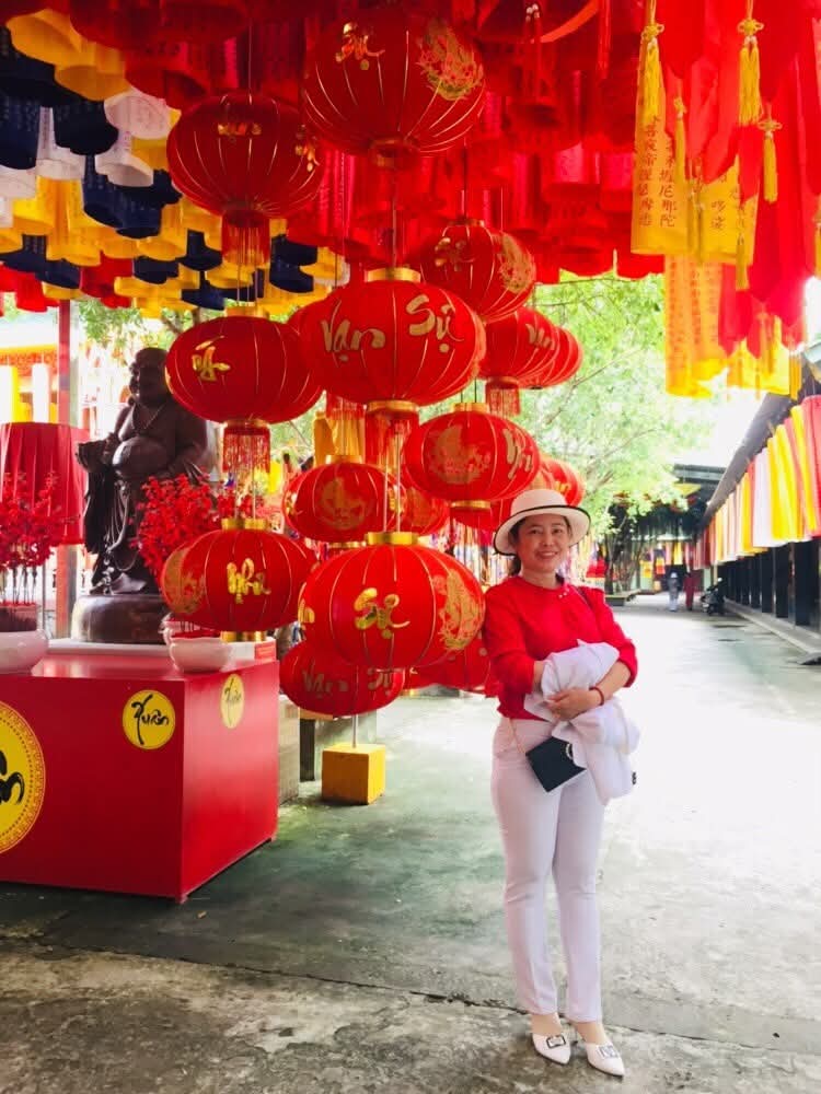 Cô Giáo Cấp 2 tweet media