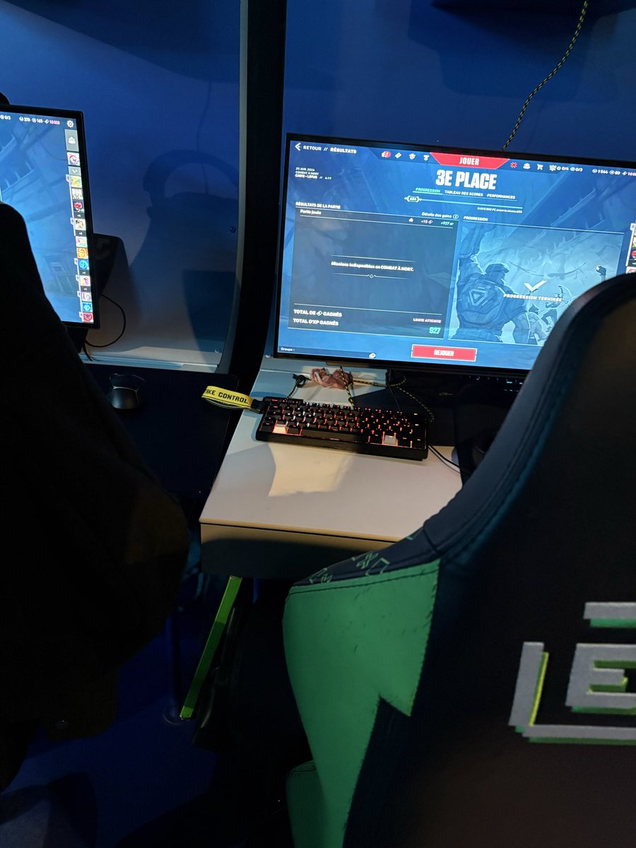 Leajae_'s tweet photo. first lan ever, incroyable experience merci à mes mates et aux gens incroyables qu’on a rencontrés 🫶

@Mousse_Tique ta présence dans mon lit fut si douce https://t.co/otJVlozCIP