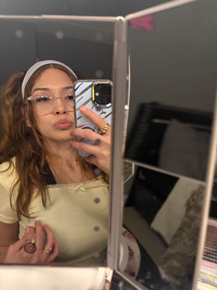 ig: @__ariswan tweet media
