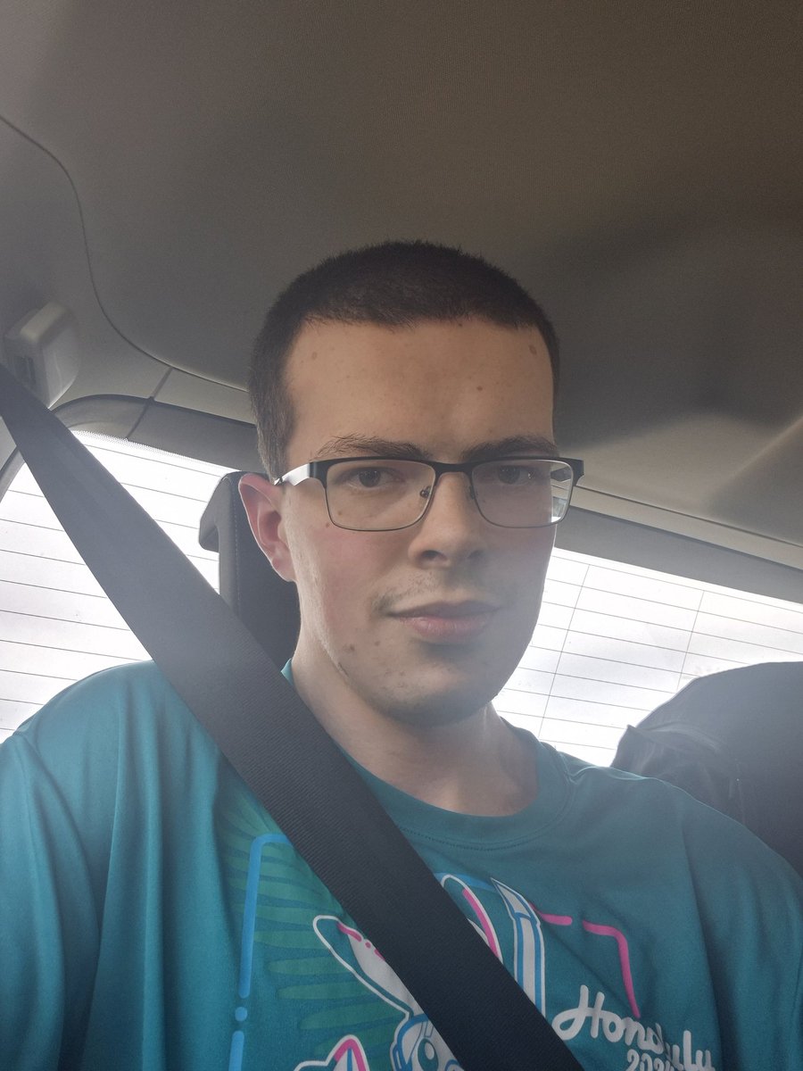 MichaelderBeste tweet media