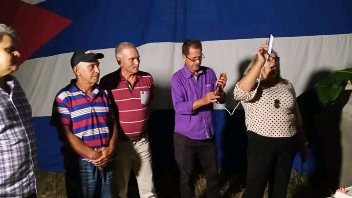#100fuegosVibra de  alegria, una vez más provincia sede por la Actividades Centrales por el #17DeMayo ¡¡ Muchas felicidades para todos los campesinos!!
#CubaEstáFirme