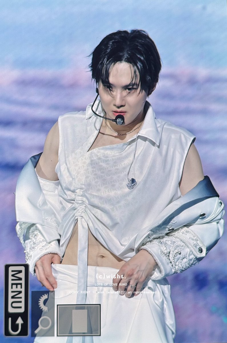 SuhoEXOFans1's tweet image. [FANTAKEN]{260426} 1/2

#SUHO durante el Concierto de EXhOrizon en Ho Chi Minh.

More 👇🏻
facebook.com/share/p/1CaXj9…

Cr EGG000522/WishsØ522/with_sandyk/domonxoxo/cotto _mp4/cottonspring01/tk1JE/
Comp. por SUHO 수호 EXO FANS
#수호 #weareoneEXO #EXO #엑소 #EXhOrizon_in_HCMC