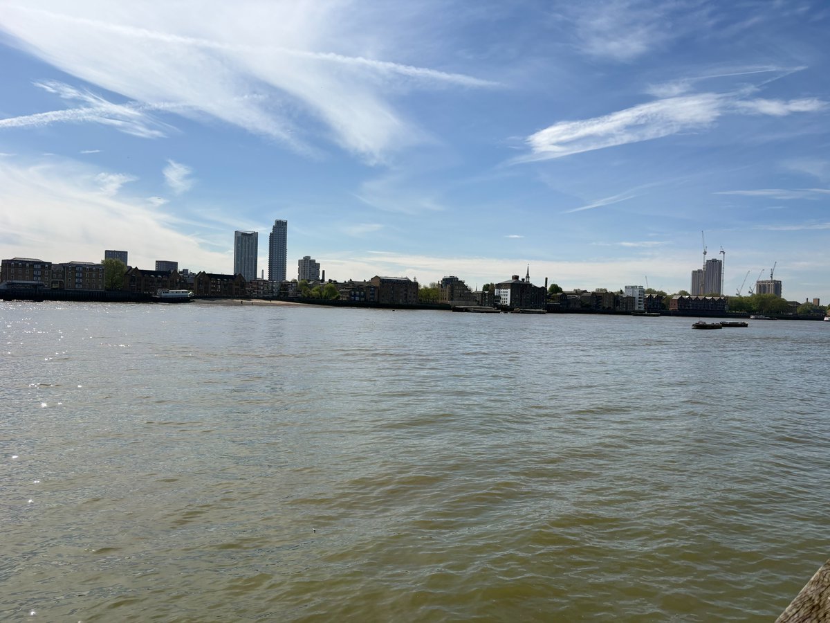 GPW01's tweet image. Walk 🚶‍♂️along the Thames and I didn’t go in the pub 😂  The Prospect is an old one (1520) 👍 #London #Walk