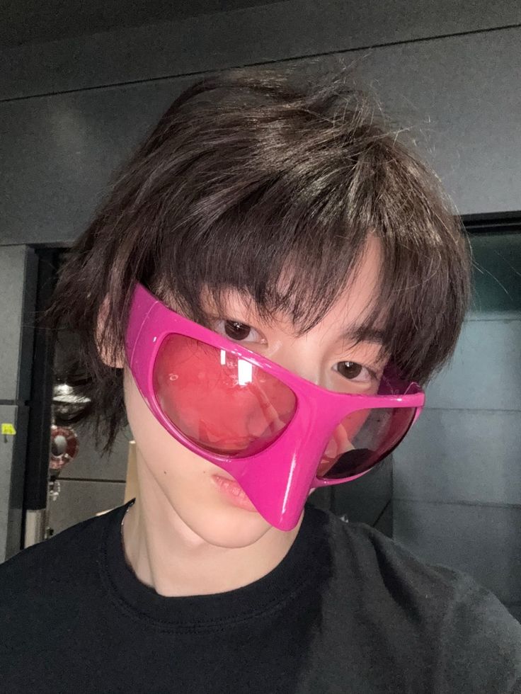 ¡! lau #𝑮REEN𝑹ED tweet media