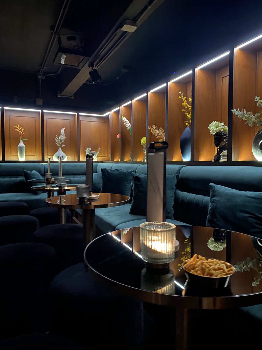 I drink till im drunk tweet media