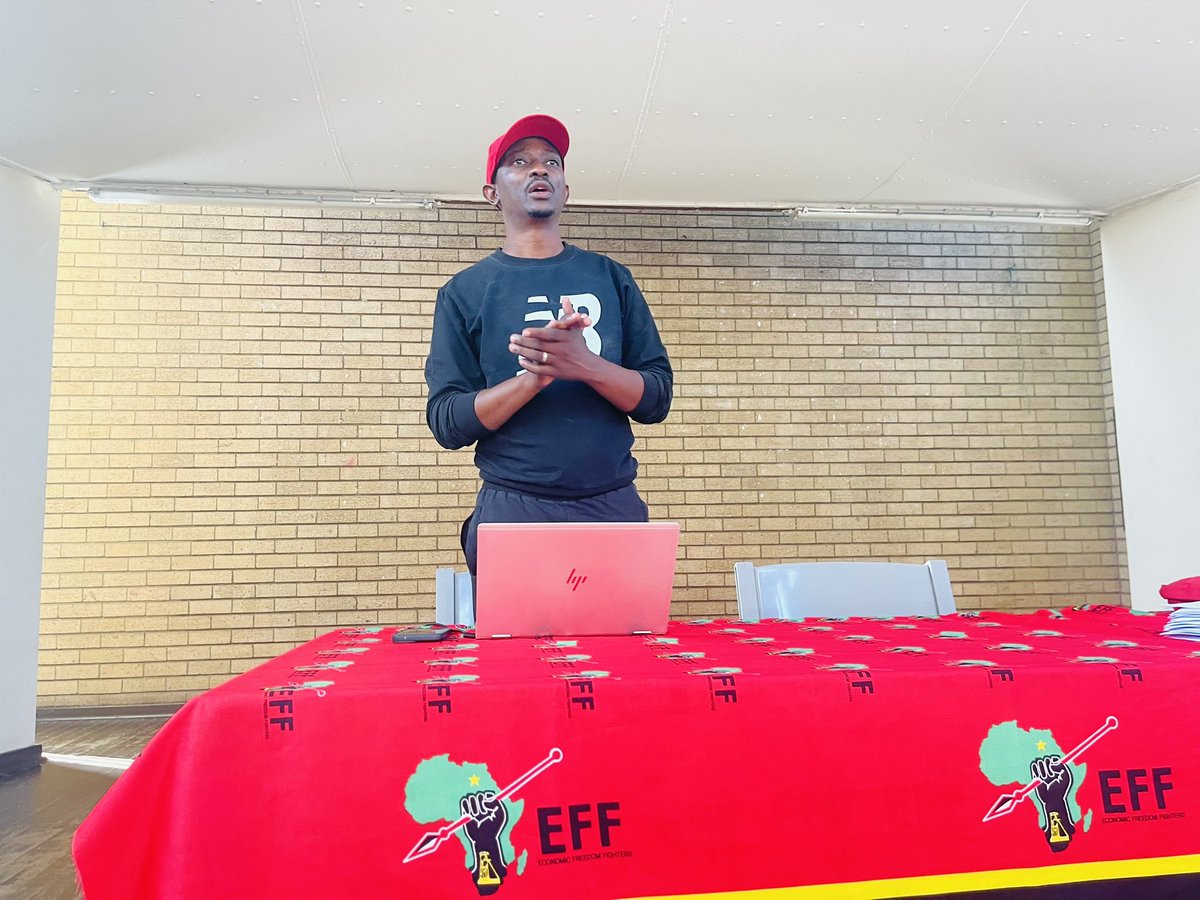 EffNorthwest's tweet image. Cmsr @KBabuile is leading the Rustenburg–Kgetleng Branch Reporting Meeting in Zinniaville, with Fighters submitting their reports ahead of the 1 May Day Rally to be addressed by the President and Commander-in-Chief, Julius Malema. #RegisterToVoteEFF