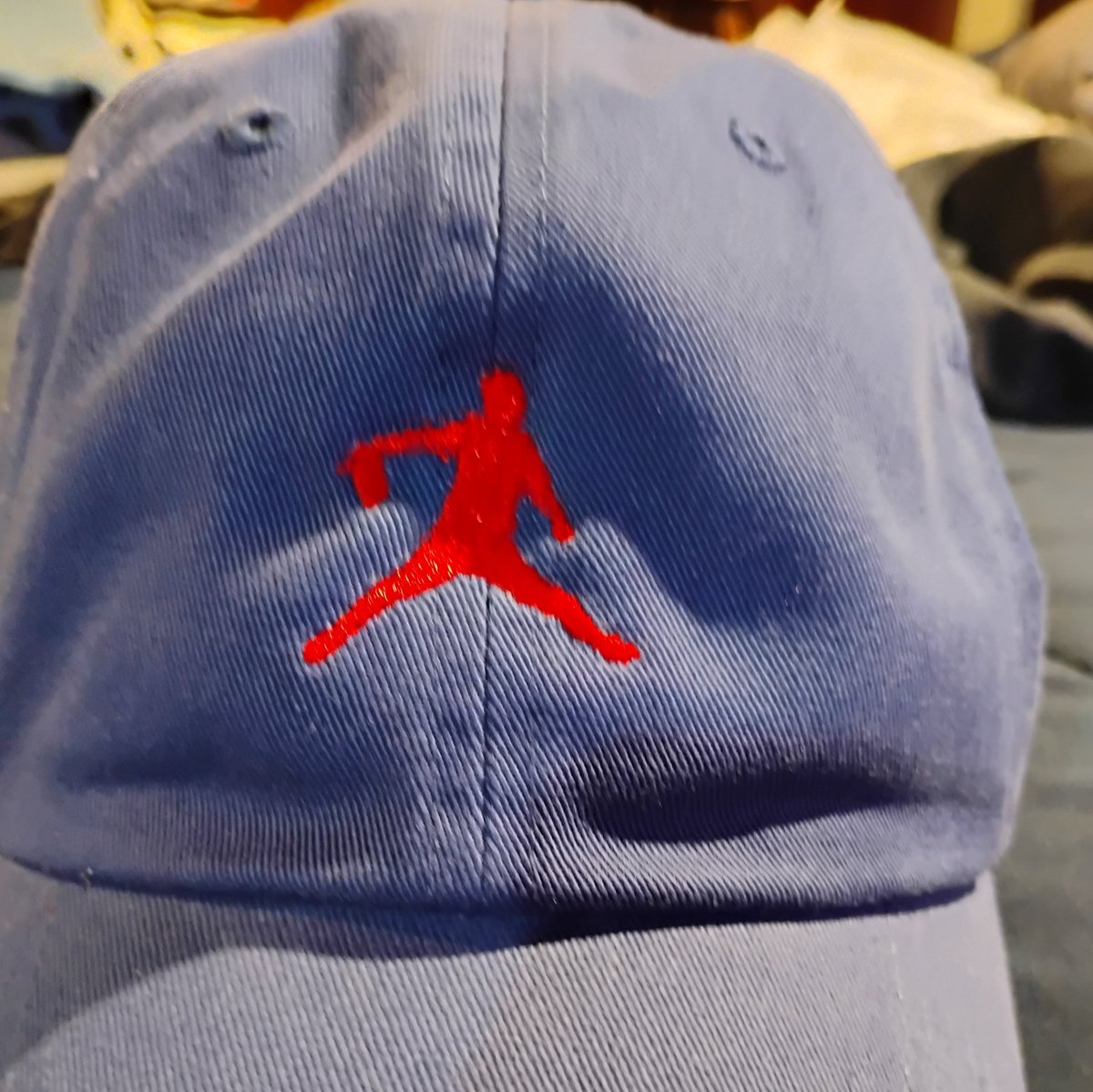 Andy_Beebe's tweet image. This Shōta cap is only at @obvious_shirts.  Buy yours online or visit their Clark Street store near Wrigley Field.  They have this &amp;amp; a whole lot more, #Cubs fans.