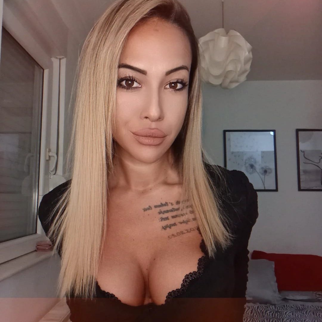 link.me/rada993
Upadajte cekam vas 💋🔥😈