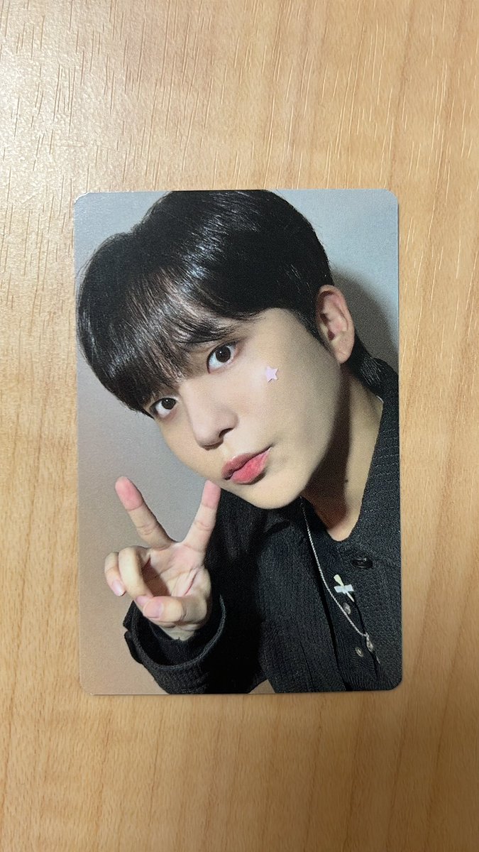 Yamah0um's tweet photo. Mighteez  ポップアップ 5000円特典

（譲）ジョンホ
（求）同種ソンファ

郵便での交換希望です📮

 #ATEEZ交換
 #Mighteez
 #ATEEZトレカ
 #特典トレカ https://t.co/cCzGGaRpO6