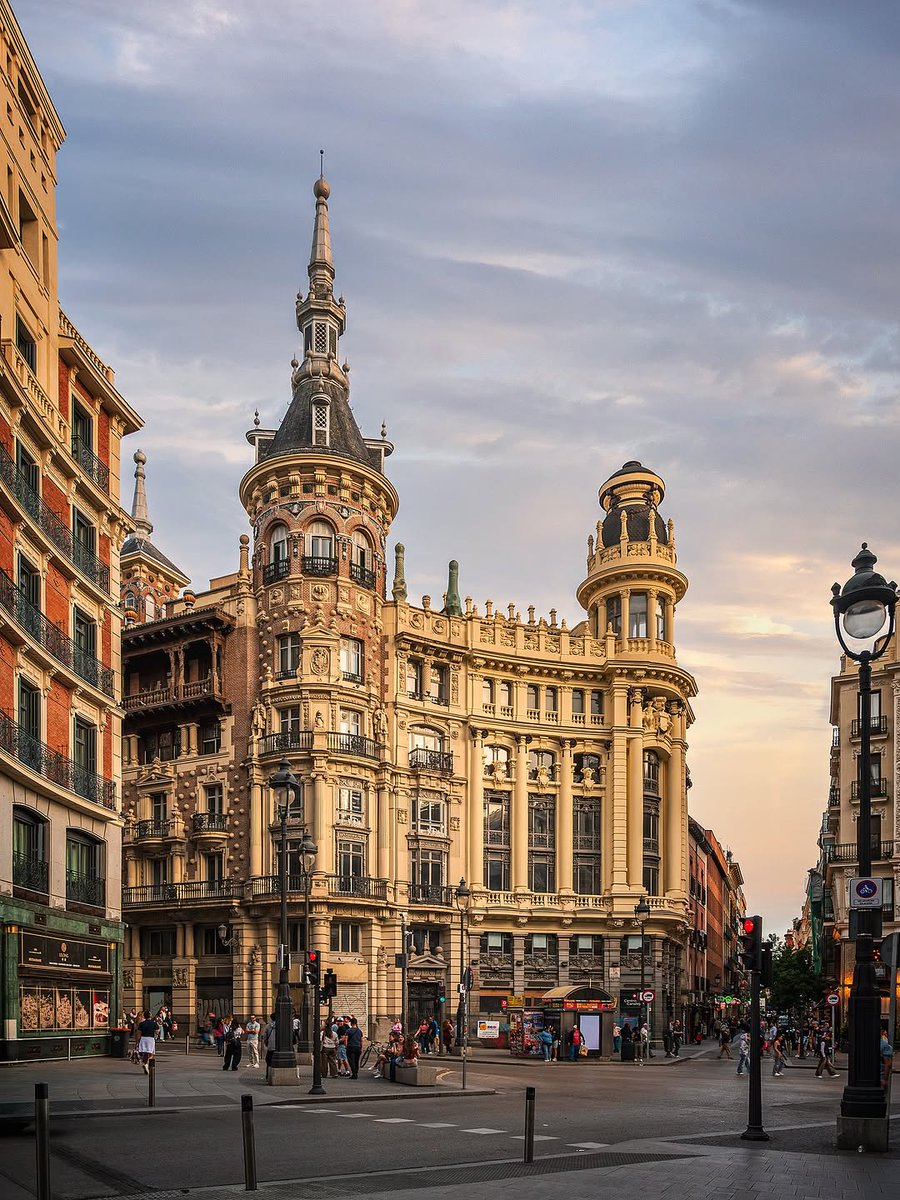 PrettyCitiesX's tweet photo. Madrid, Spain 🇪🇸 https://t.co/6BdACjmrtI