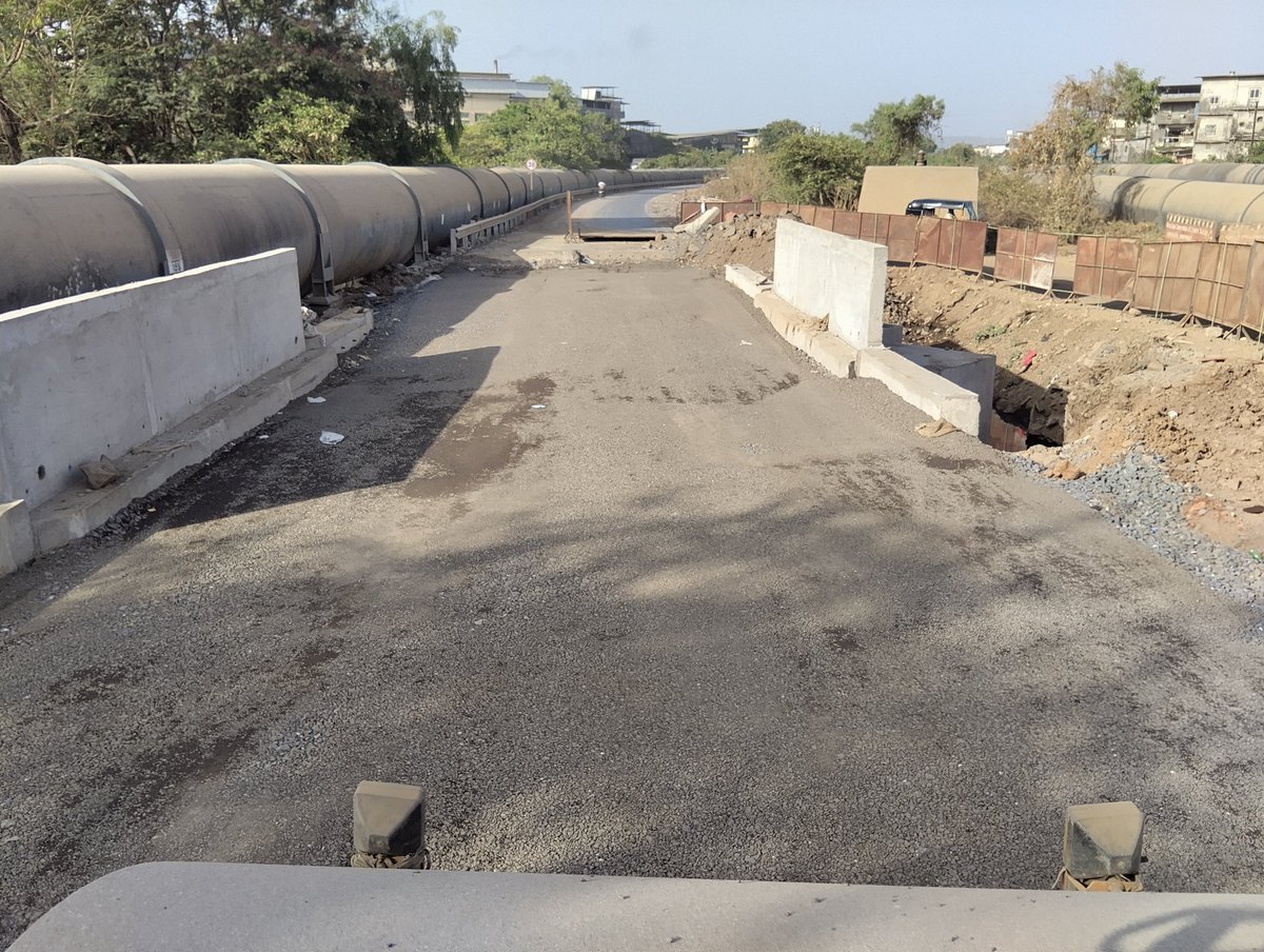 sohebakhtar830's tweet image. Road 🛣️ construction in mumbai kalyan city 🌆#share #viral #mumbai
