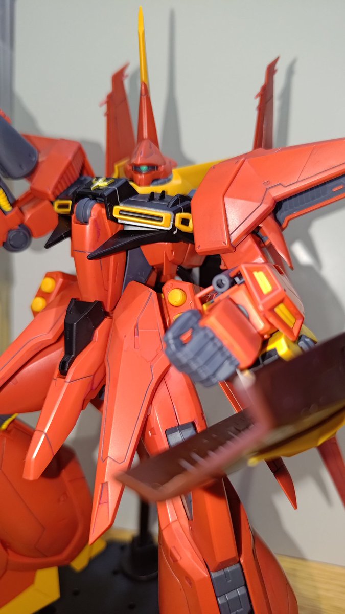 bangdoll__0710's tweet image. #RE/100
 #BAWOO
 #バウ
塗料をこぼして体全面に浴びたに湯呑みを割ったり……
大変な一日でした