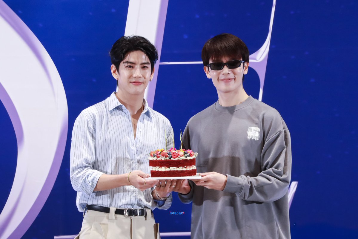 cass 🍀 tweet media