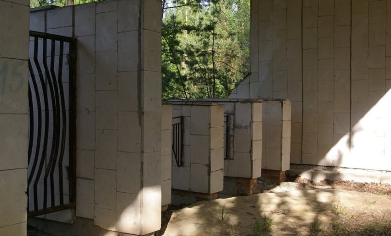 SteveK157DFC's tweet image. Was inside this abandoned ground back in 2018 while I visited #Pripyat &amp;amp; #Chernobyl. Few pictures below that I took of the #stadium and it's #turnstyles.