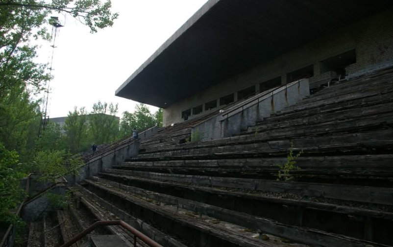 SteveK157DFC's tweet image. Was inside this abandoned ground back in 2018 while I visited #Pripyat &amp;amp; #Chernobyl. Few pictures below that I took of the #stadium and it's #turnstyles.