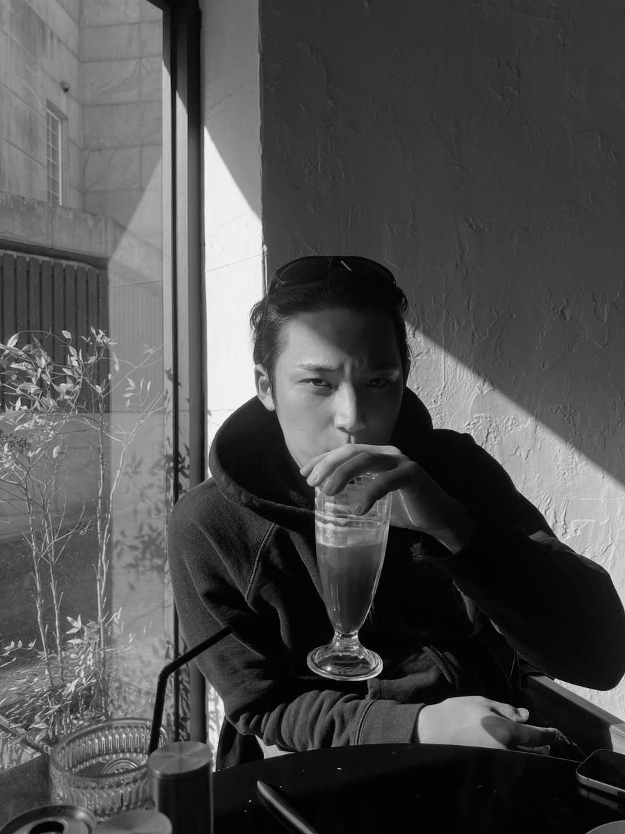 𝚂𝚒𝚖𝚘𝚗 tweet media