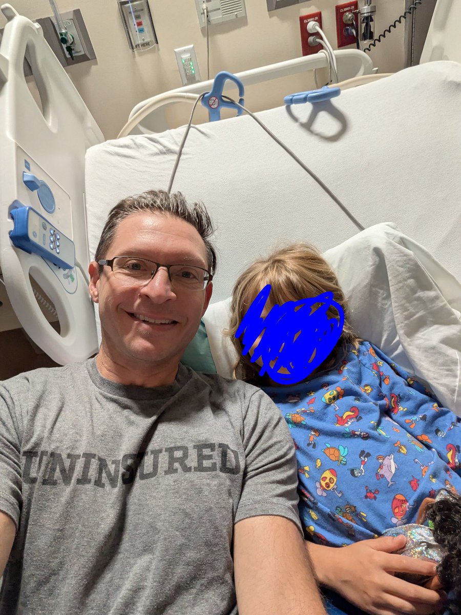 Brettisis's tweet photo. I don't always sleep in a hospital but when I do, I dress appropriately. Thank you @JoinCrowdHealth and @andyjschoonover https://t.co/mjPsYs89Gk