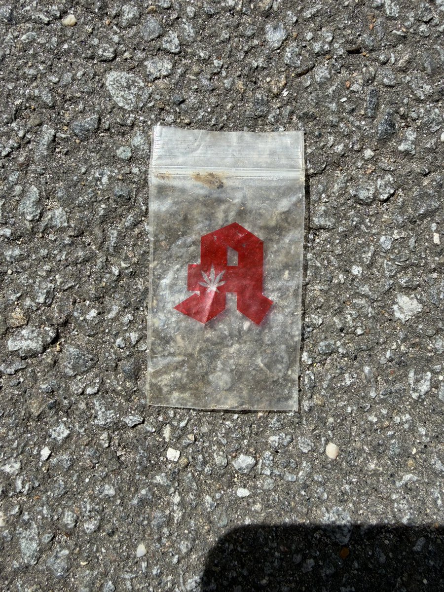 FRD490's tweet image. #random