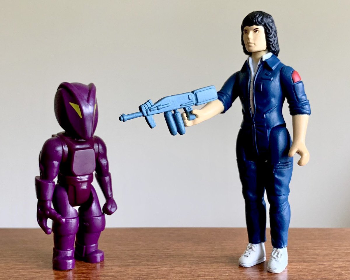 Retro Toy Review tweet media