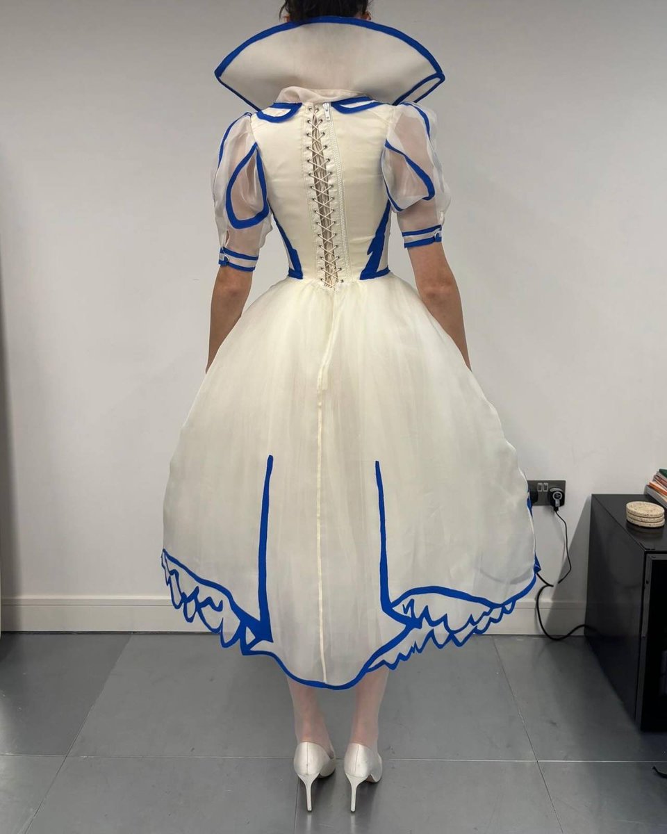 The Snow White look by ✨️Steve O Smith✨️ inspired by Disney's animation sketches.🪡