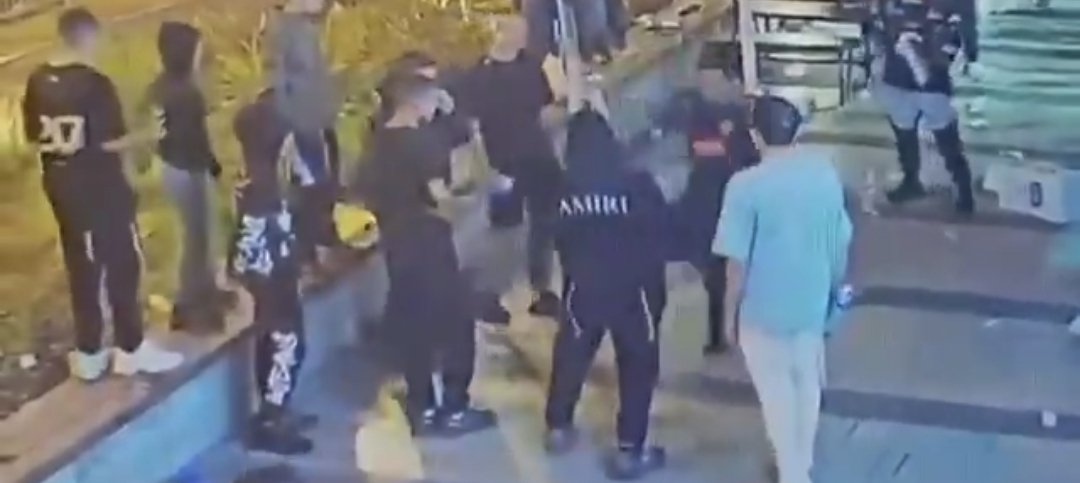 נושא הדגל tweet media