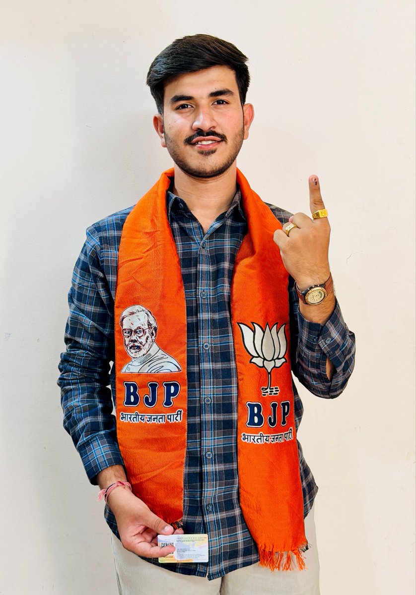 VanshThacker1's tweet photo. First step in democracy — BJP ✌️🪷 https://t.co/pTjJyla2LR