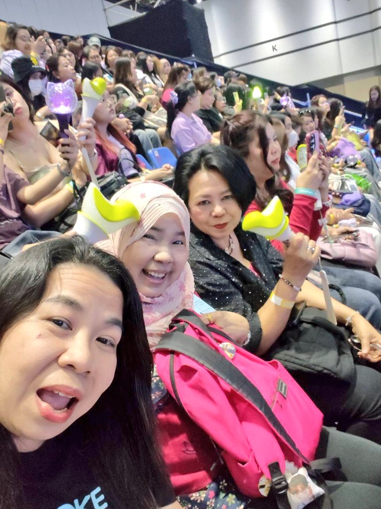 🌸☘️ซาเฟีย☘️ติ่งเฒ่าของพินนท์_แบมแบม_พี่หนึ่งETC tweet media