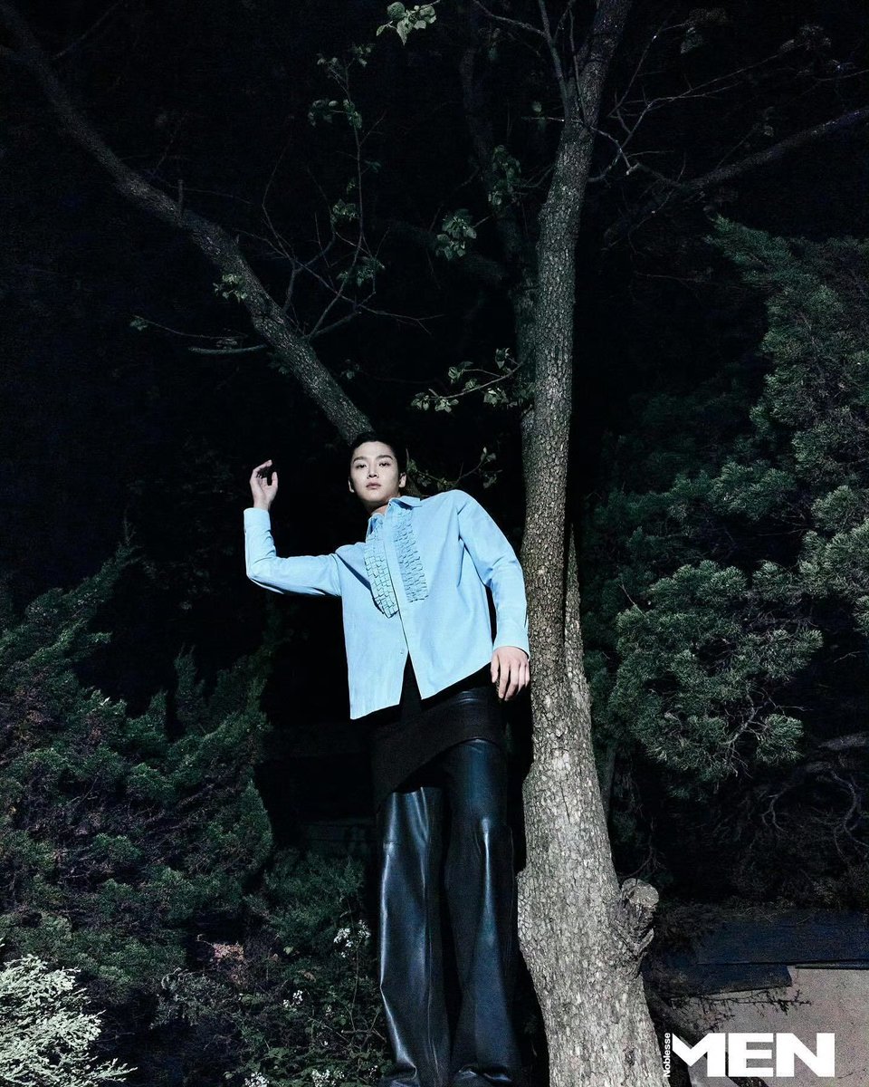 爱云云 tweet media