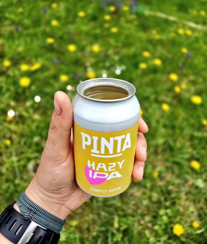 Syn_Stanislawa's tweet image. Nie powiem, ciekawy koncept. 
Pinta potrafi w innowacje, mi się podoba 🙂,  piwko w puszko-szklance dostępne w popularnej 🐸. 
#Piwo #Beer #craftbeer #pinta