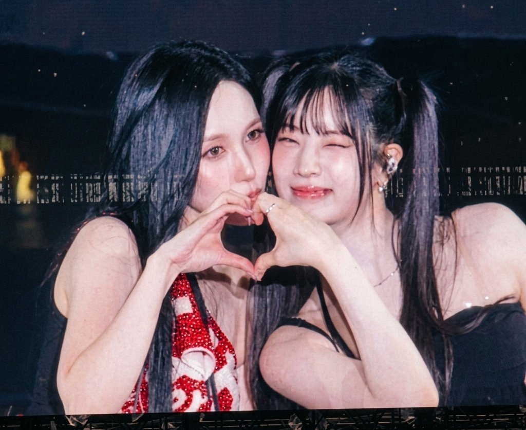 mina pics (@picsmyoi) on Twitter photo 