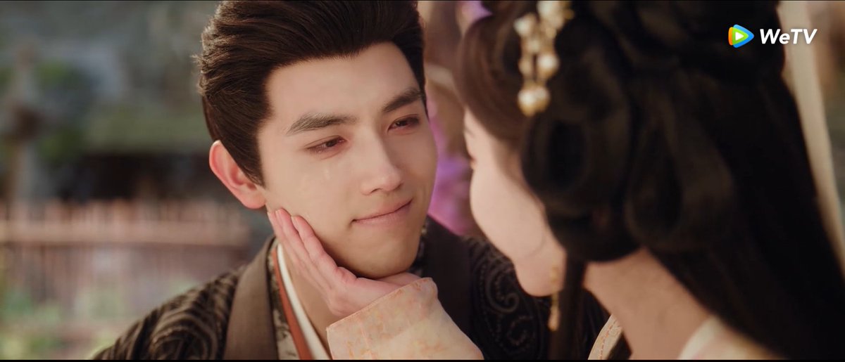 Mire_PC's tweet photo. "Duan XiaoHuLi, let's get married, shall we?" 😍❤️💙
#LovebeyondtheGrave #白日提灯 #HeSiMu #Dilraba #DuanXu #ChenFeiYu https://t.co/2zcXITvJzQ