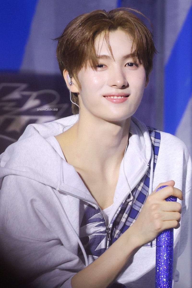 츄니 tweet media