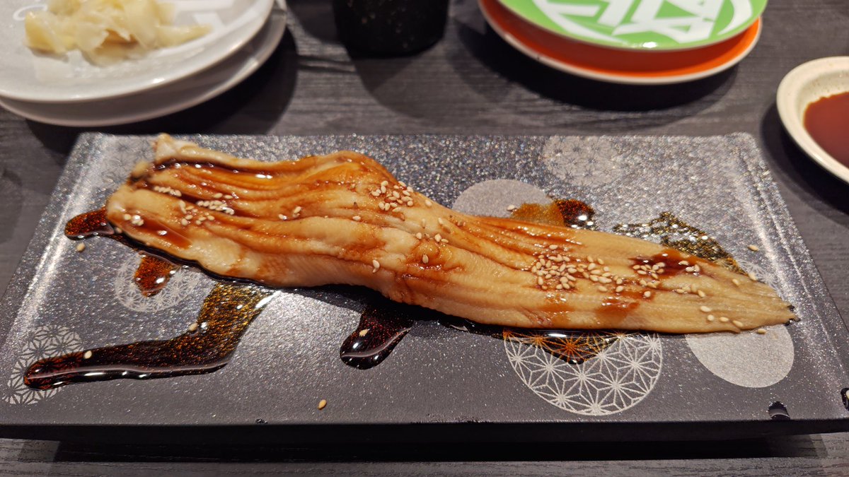 回転寿司って車で行くことが多いので、何気にお酒を飲みながらは初めてかも🤗