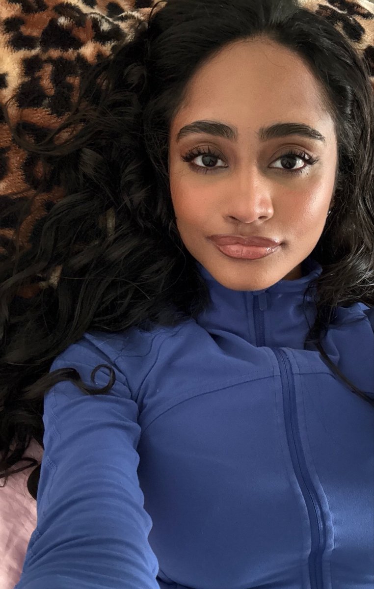 ༺♡︎༻ tweet media