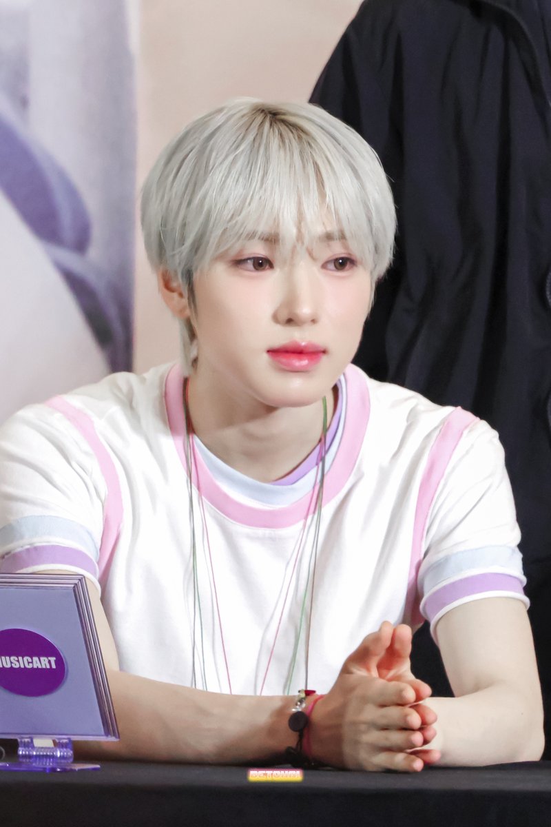 벳챠 tweet media