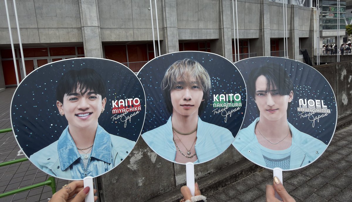 𝕟𝕒𝕟𝕠 tweet media