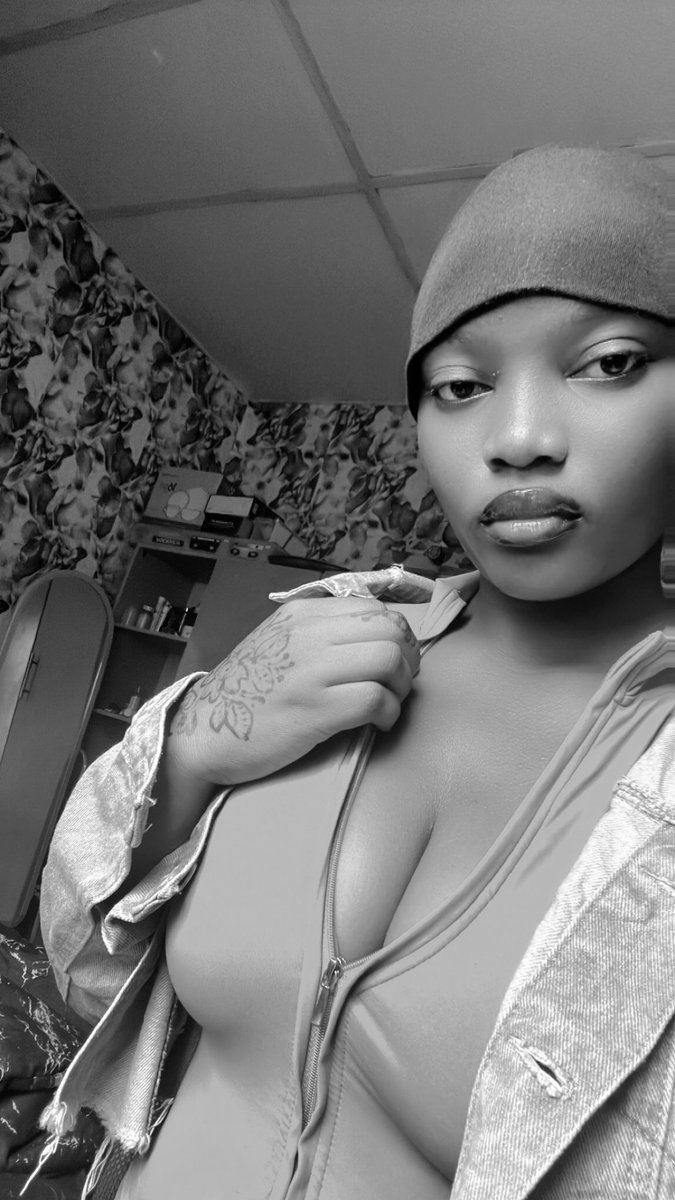 OLUWAFERANMI🧕🏻 tweet media