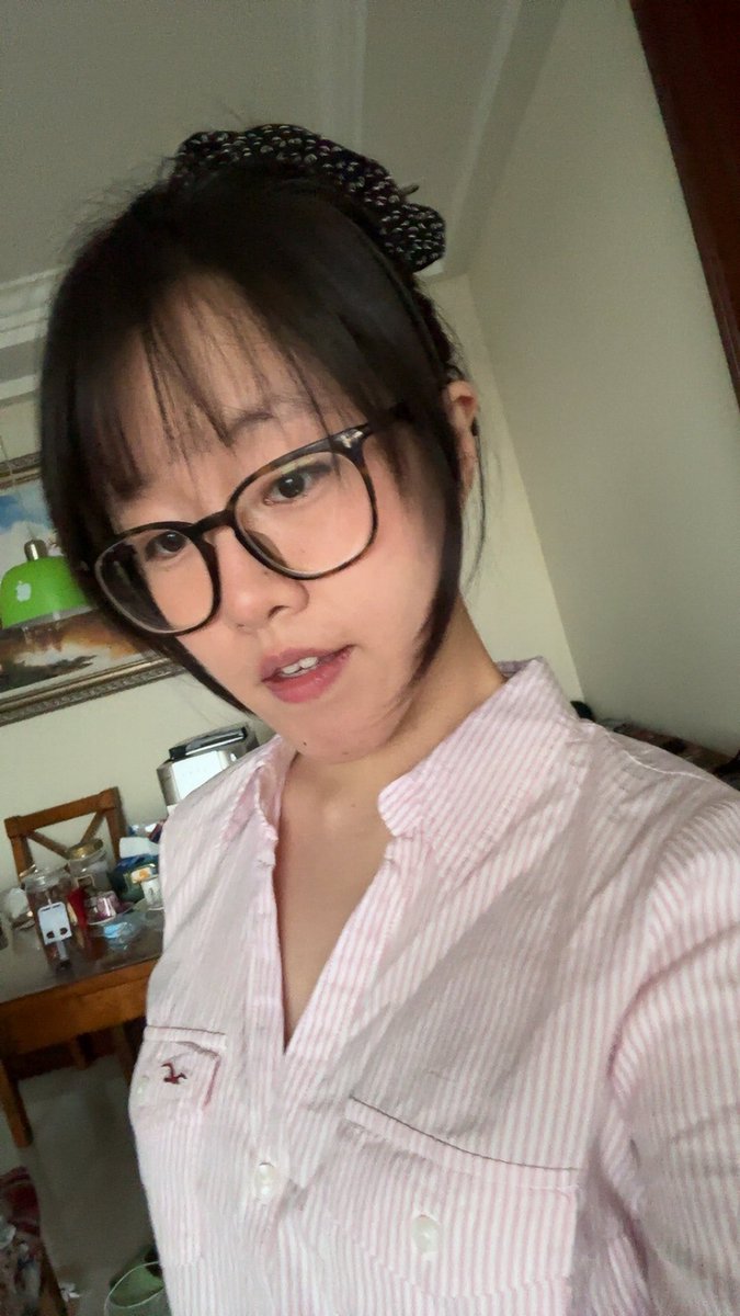 m3l1ssa512's tweet image. 狗狗乖，主人给你狗狗饼干吃
#sub 
 #puppy 
#bdsm