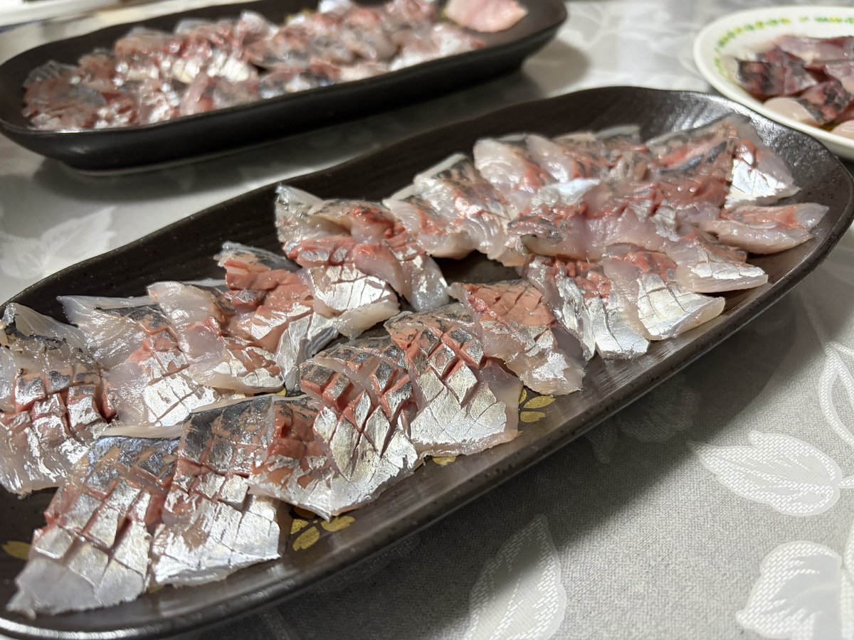 ち り み な tweet media