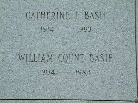 RIPTFF's tweet image. #RIP #OTD in 1984, jazz pianist, bandleader, composer ("Blue and Sentimental", "Jumpin' at the Woodside" and "One O'Clock Jump"), Count Basie died of pancreatic cancer in Hollywood, Florida at the age of 79. Entombed in Pinelawn Memorial Park, East Farmingdale, New York