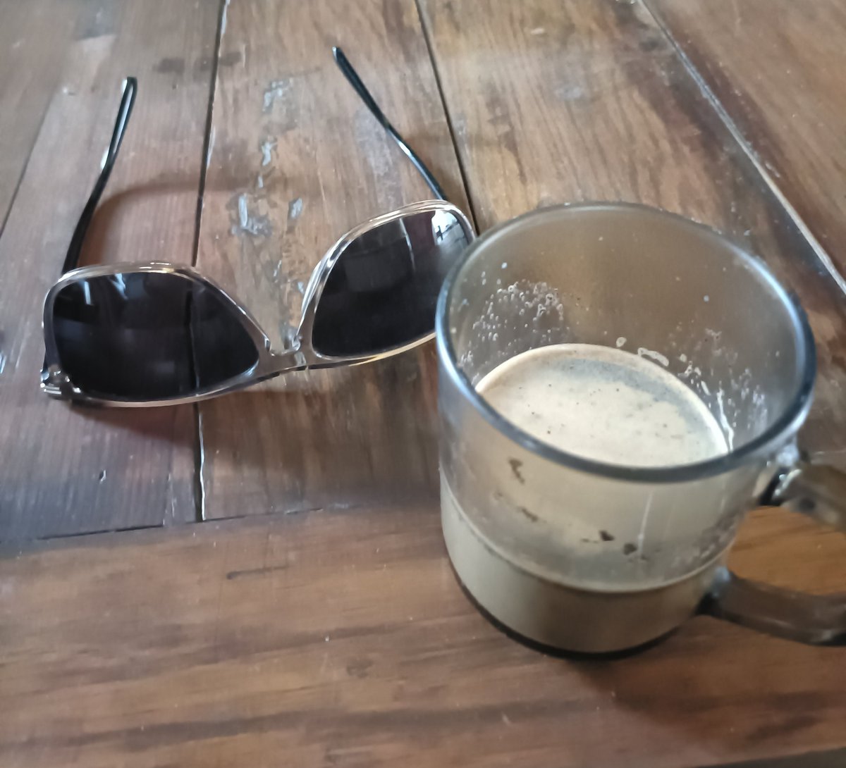 tripathi_utpal's tweet image. Your daily cup of #coffee isn't just a habit , it's a health booster

From boosting energy to supporting brain function, coffee does more than wake you up.

Rich in antioxidants, it may help reduce the risk of type 2 diabetes, Alzheimer's, and Parkinson's...