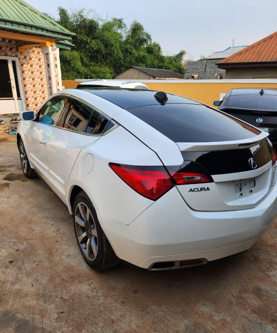 Absani Autos tweet media