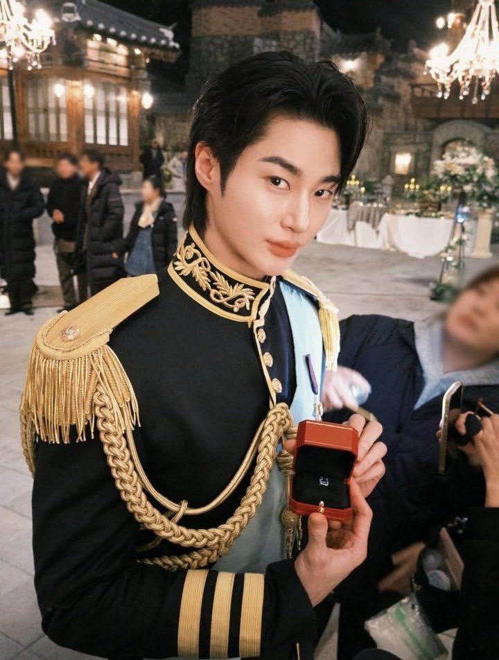 재재 여친🎀🐻 #PerfectCrown tweet media