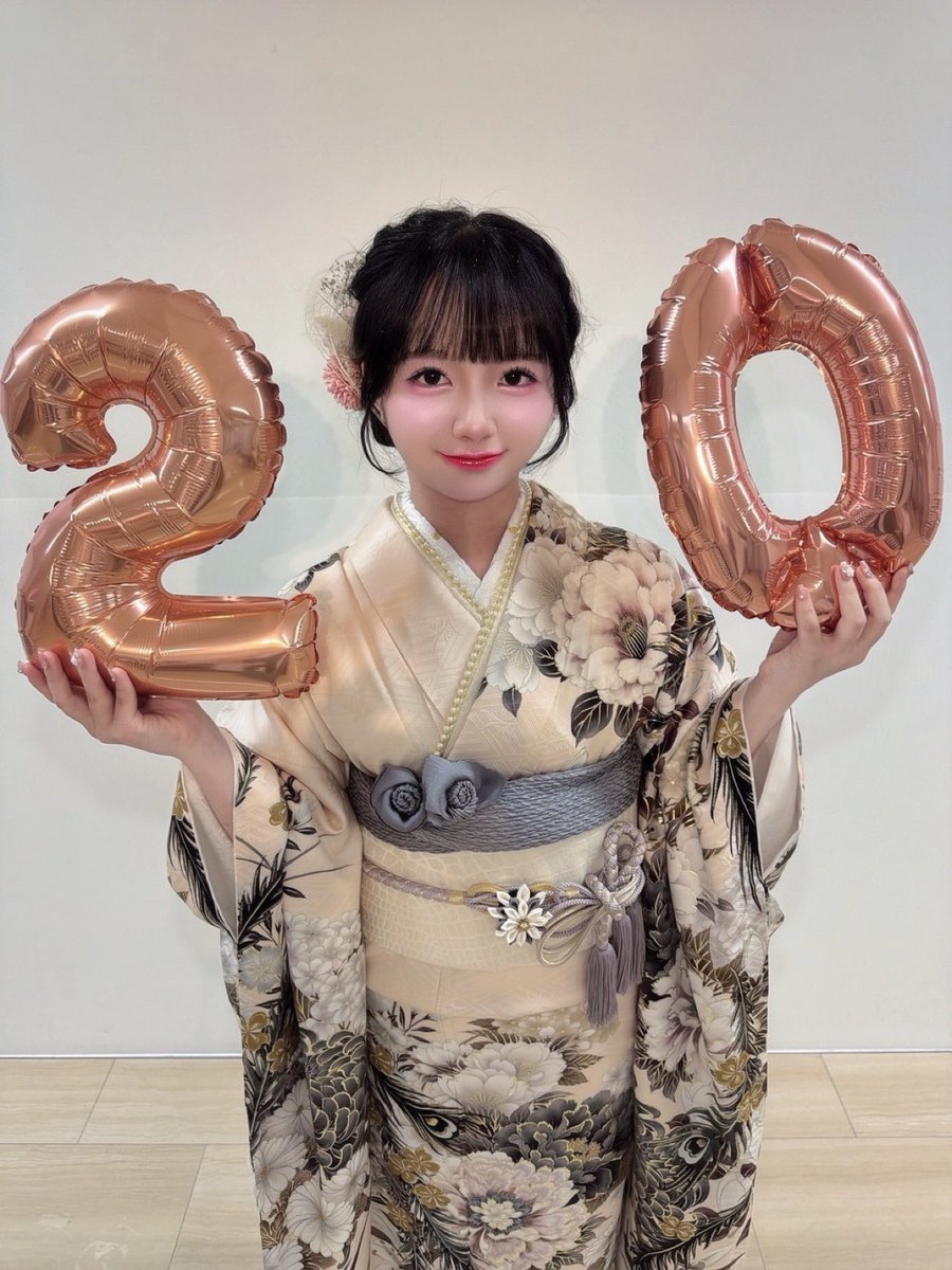 春香 花音【ポラライト】 tweet media