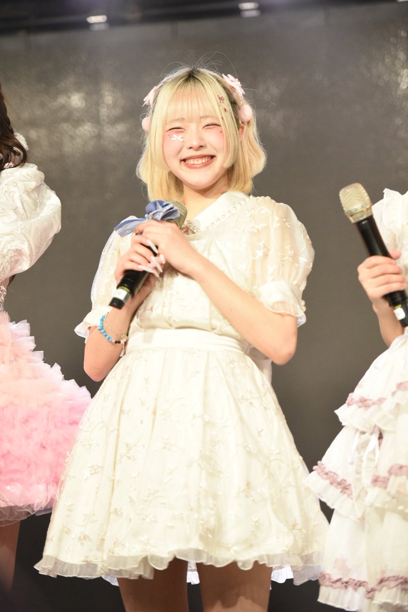 にじます tweet media