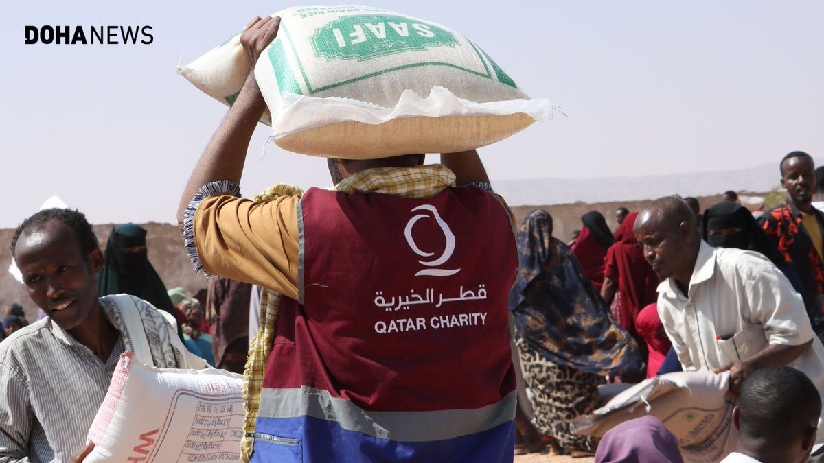 dohanews's tweet image. .@qcharity has implemented a relief #project in response to the worsening drought in #Somalia, supported by generous donors. In a statement on Sunday, the #organisation said the project involved distributing #food parcels to 2,840 of the most severely affected families in the