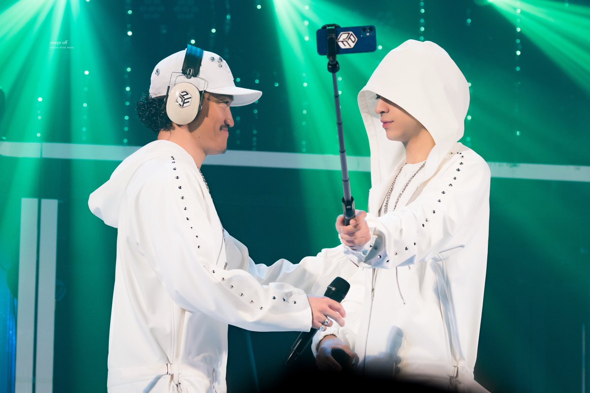 𝐬𝐰𝐞𝐩𝐭 𝐨𝐟𝐟 tweet media