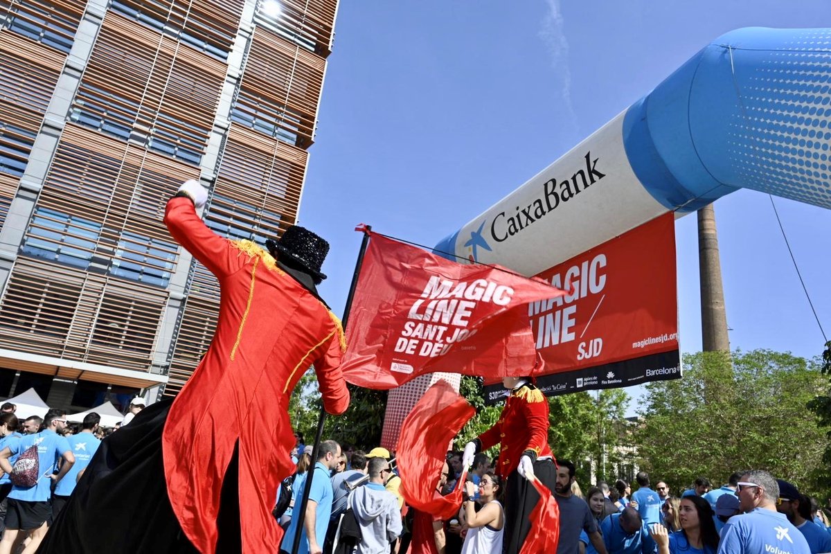 CaixaBank tweet media