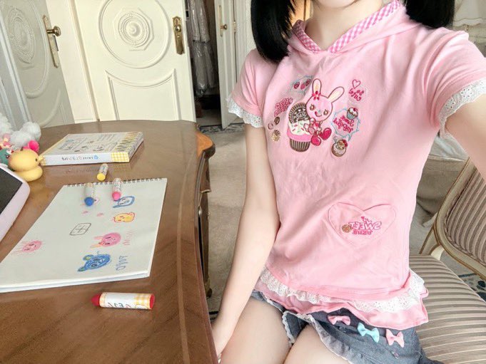 🐰 Laila tweet media