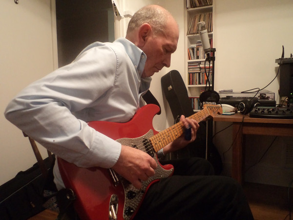GeorgiosMasman2's tweet photo. #HappyBirthday to Neol Edward Davies (born 26 April 1952) original member & founder of the #British #ska legends #TheSelecter Born in Coventry #NeolDavies wrote the instrumental tune "The Selecter" from which the band got their name in 1979.
#OnThisDay #birthday #2Tone #TwoTone https://t.co/yihSyrYL90